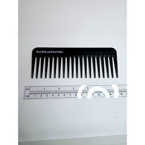 Bumble and Bumble Comb ~ New